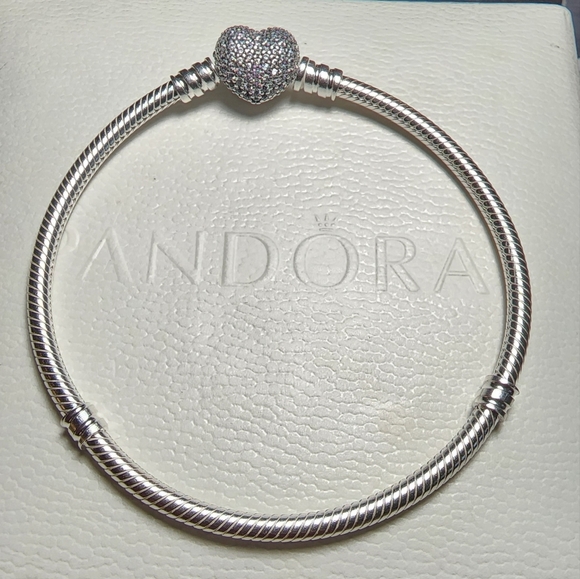 Pandora Moments Sparkling Heart Clasp Snake Chain Bracelet - Picture 3 of 9